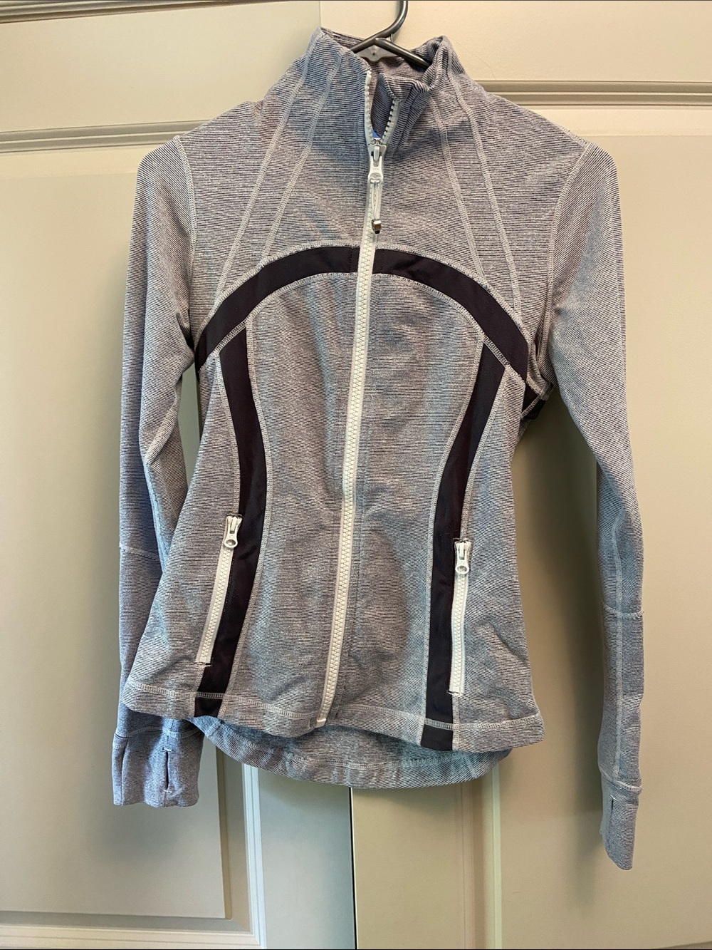 lululemon athletica Light Gray Define Zip-Up Jacket with Dark Charcoal Trim